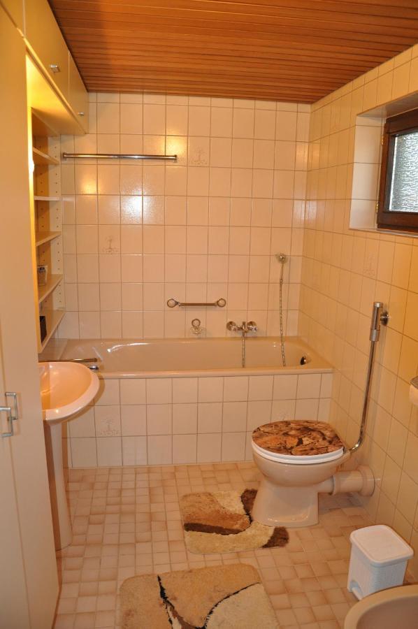 Rentrisch Am Waldrand Sankt Ingbert Exterior foto